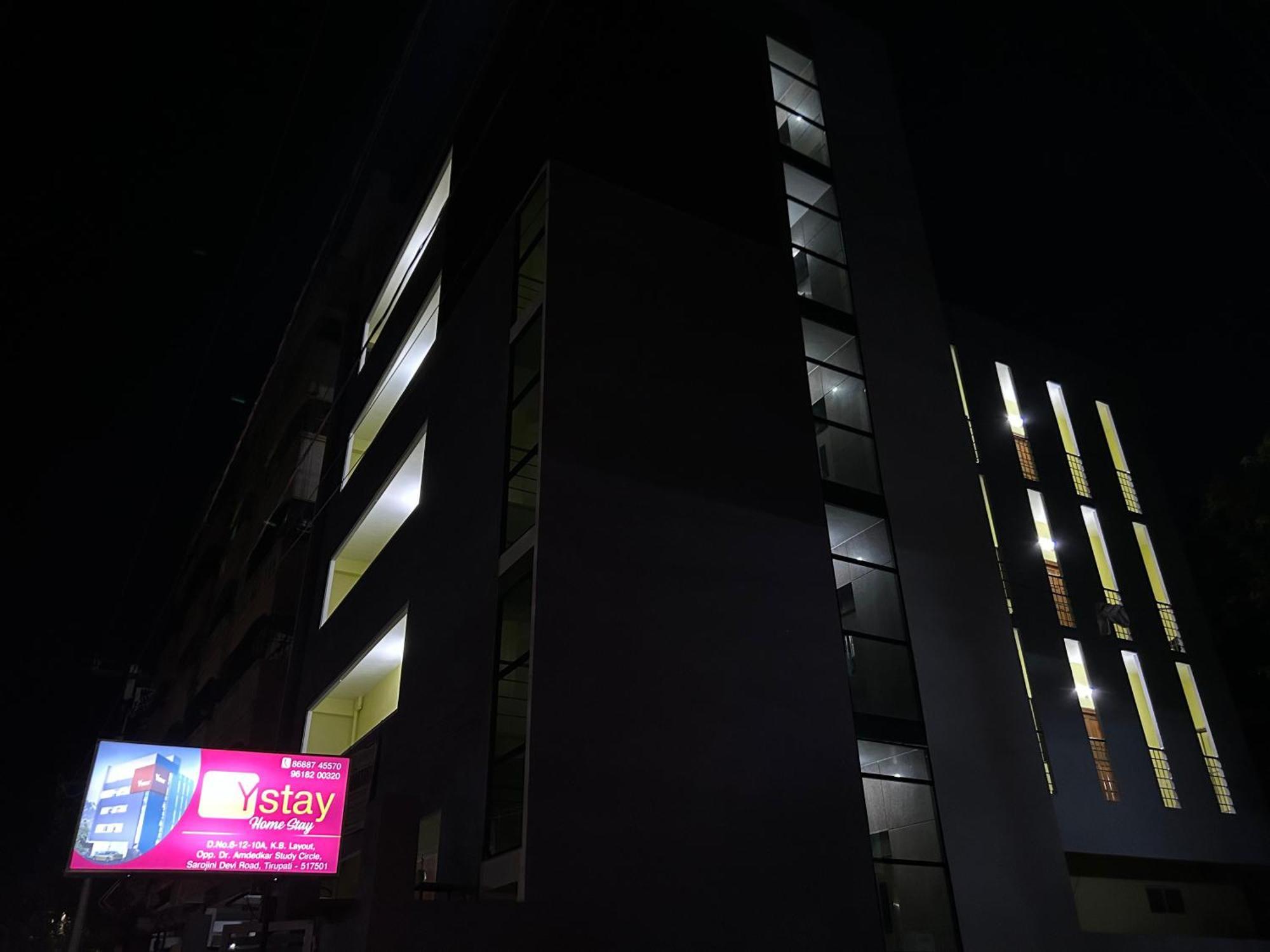 Y Stay Homestay Tirupati Kültér fotó